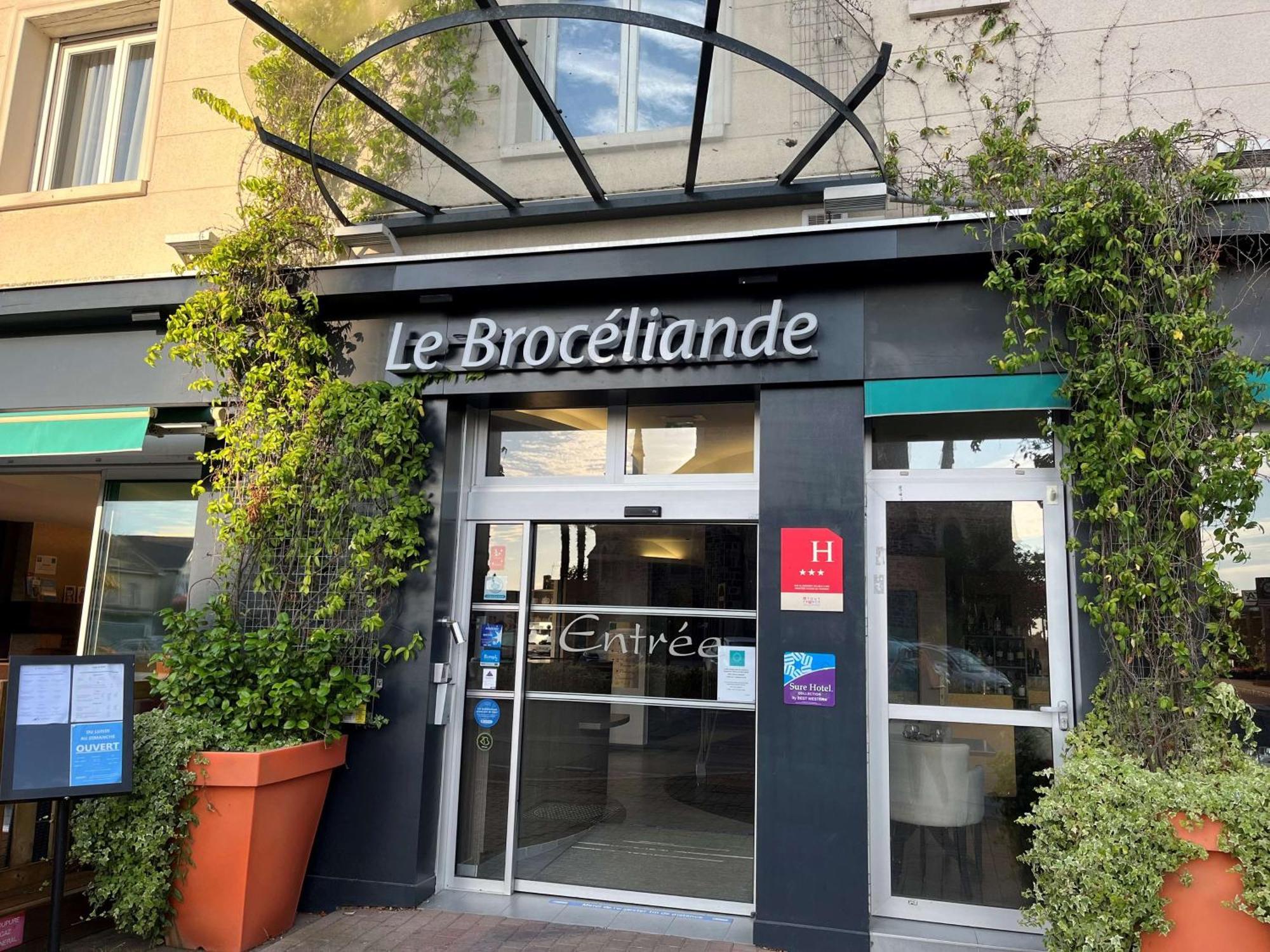 Logis Hôtel.com Restaurant l'Ardoise Bédée Extérieur photo