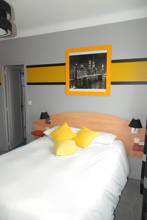 Logis Hôtel.com Restaurant l'Ardoise Bédée Chambre photo