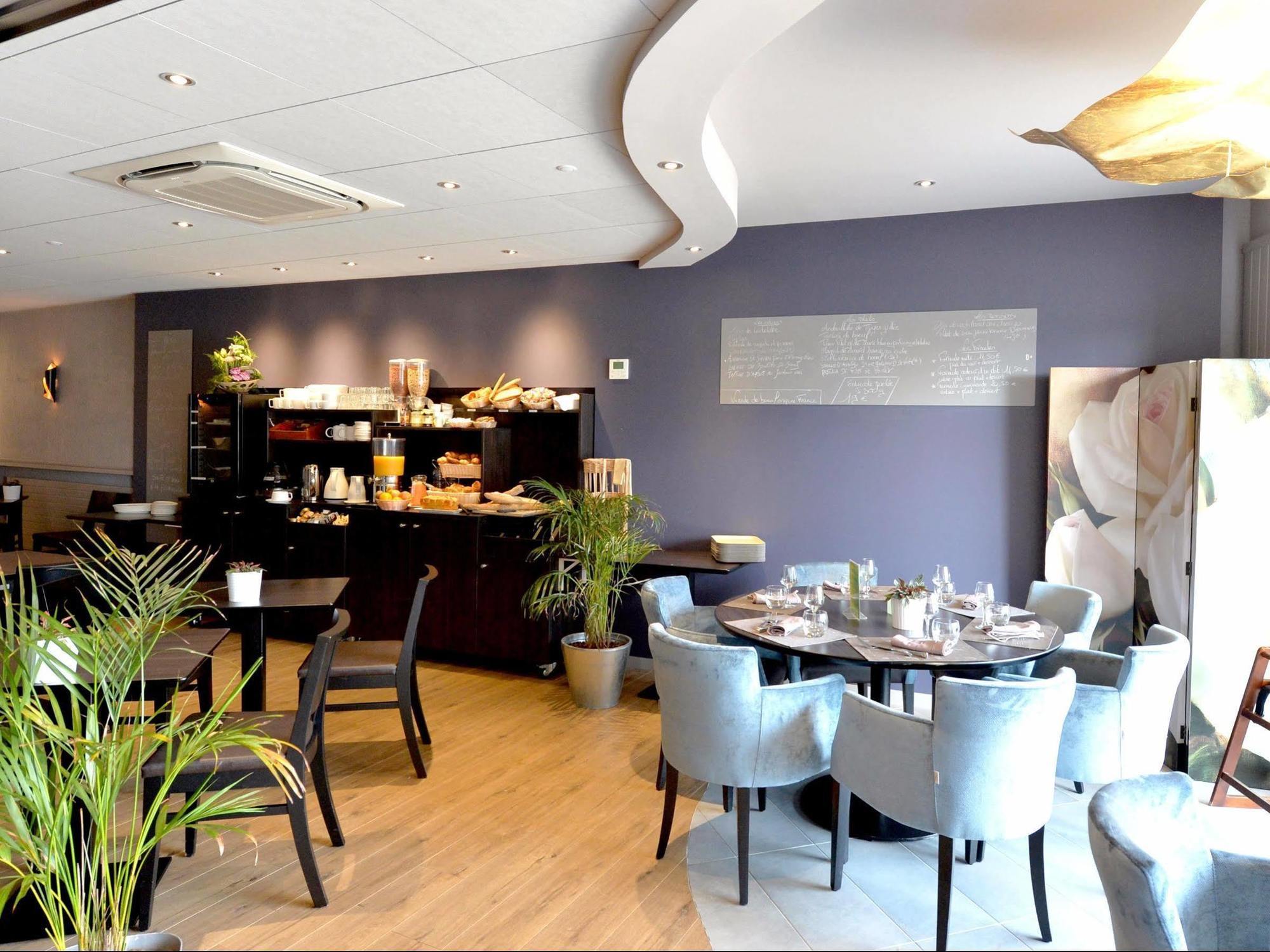 Logis Hôtel.com Restaurant l'Ardoise Bédée Extérieur photo